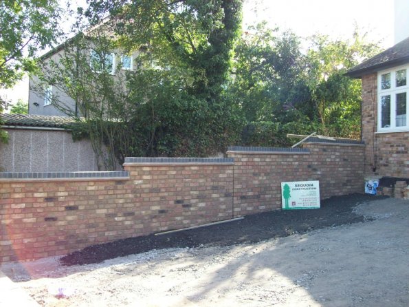 043   new drive and garden wall  