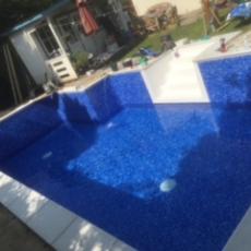 swimming pool build